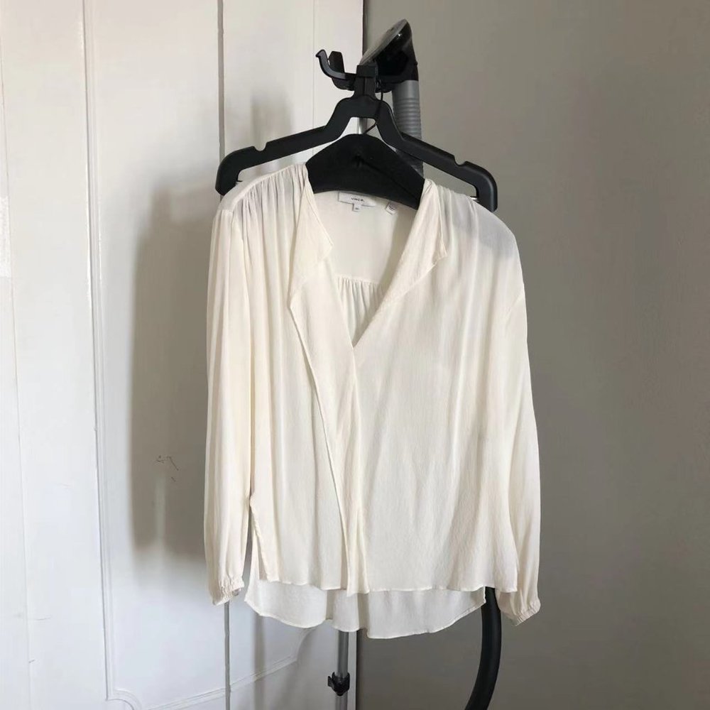 Vince Slik Blouse In Size Xxs